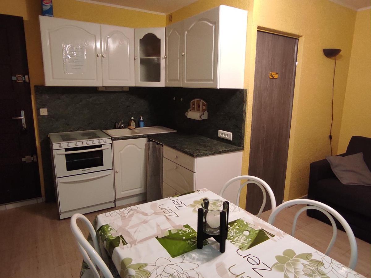 Appartement Dans Residence Calme Et Securisee Le Barcarès エクステリア 写真